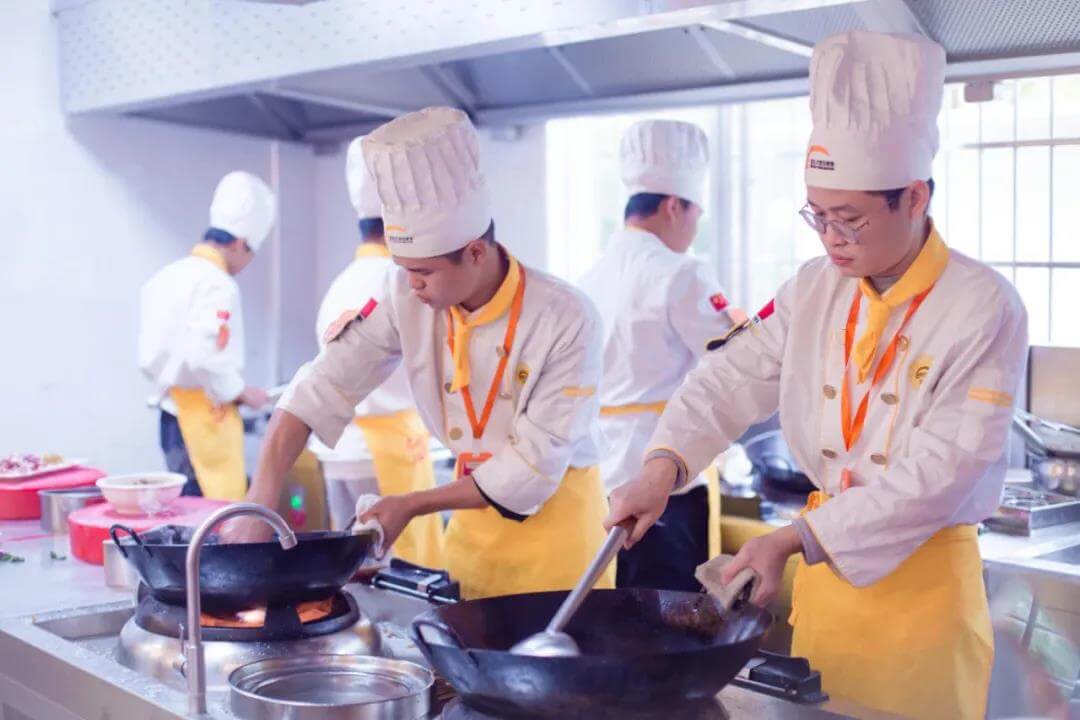 与其做流水线上的打工人,不如做紧跟时代的技术流