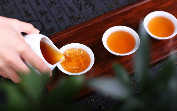泡茶 泡茶的方法:泡茶水温多少度合适?