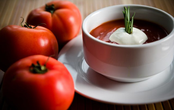 番茄汤 西红柿汤的功效与作用,番茄罗勒汤的做法