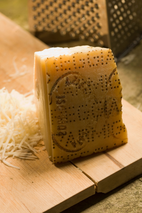 帕尔马干酪 帕尔马干酪是什么?有什么营养价值和功效