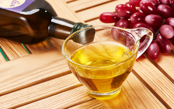 葡萄籽油 葡萄籽的10个功效与作用,葡萄籽提取物有副作用吗?