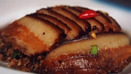 网红食堂:成都三医食堂包子每天卖4000个