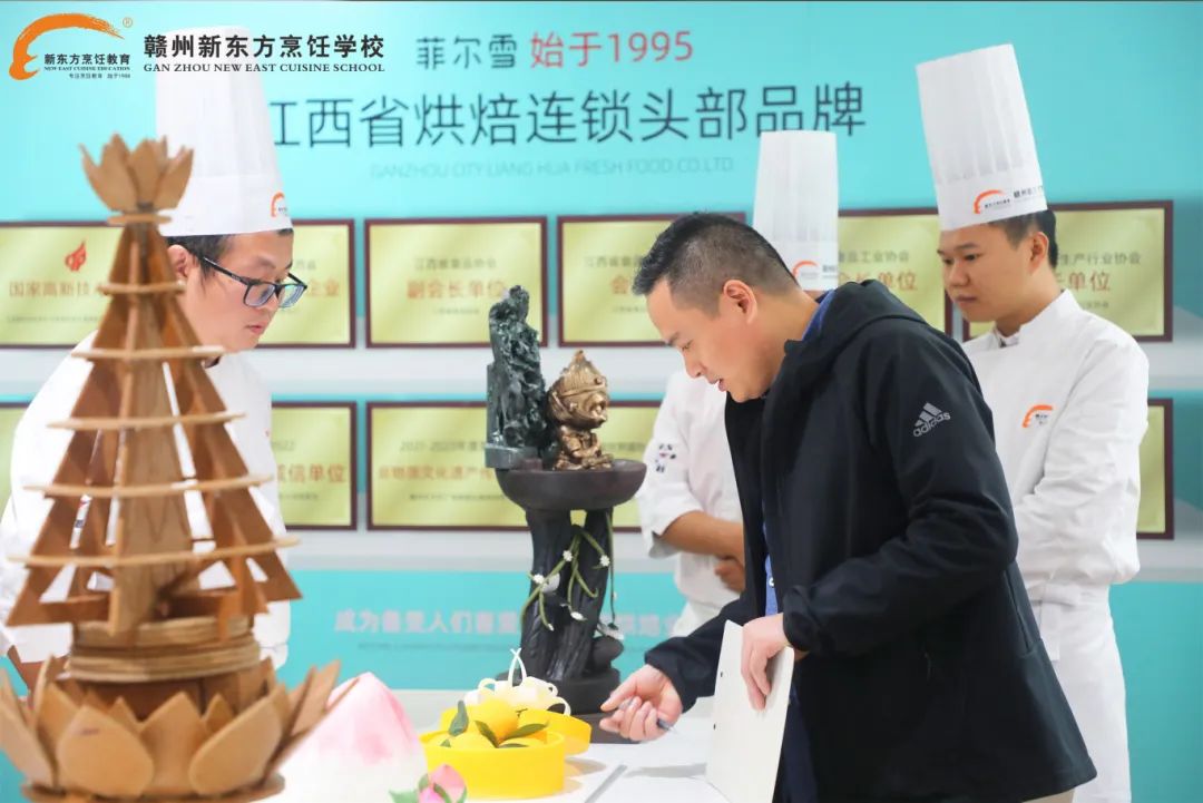 技能赛场展风采,烹饪匠心铸辉煌,赣州新东方烹饪学校教师职称评定(技能版)比赛圆满落幕